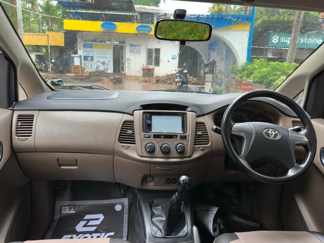 View Toyota Innova Image 9 Used Toyota Innova Image 9