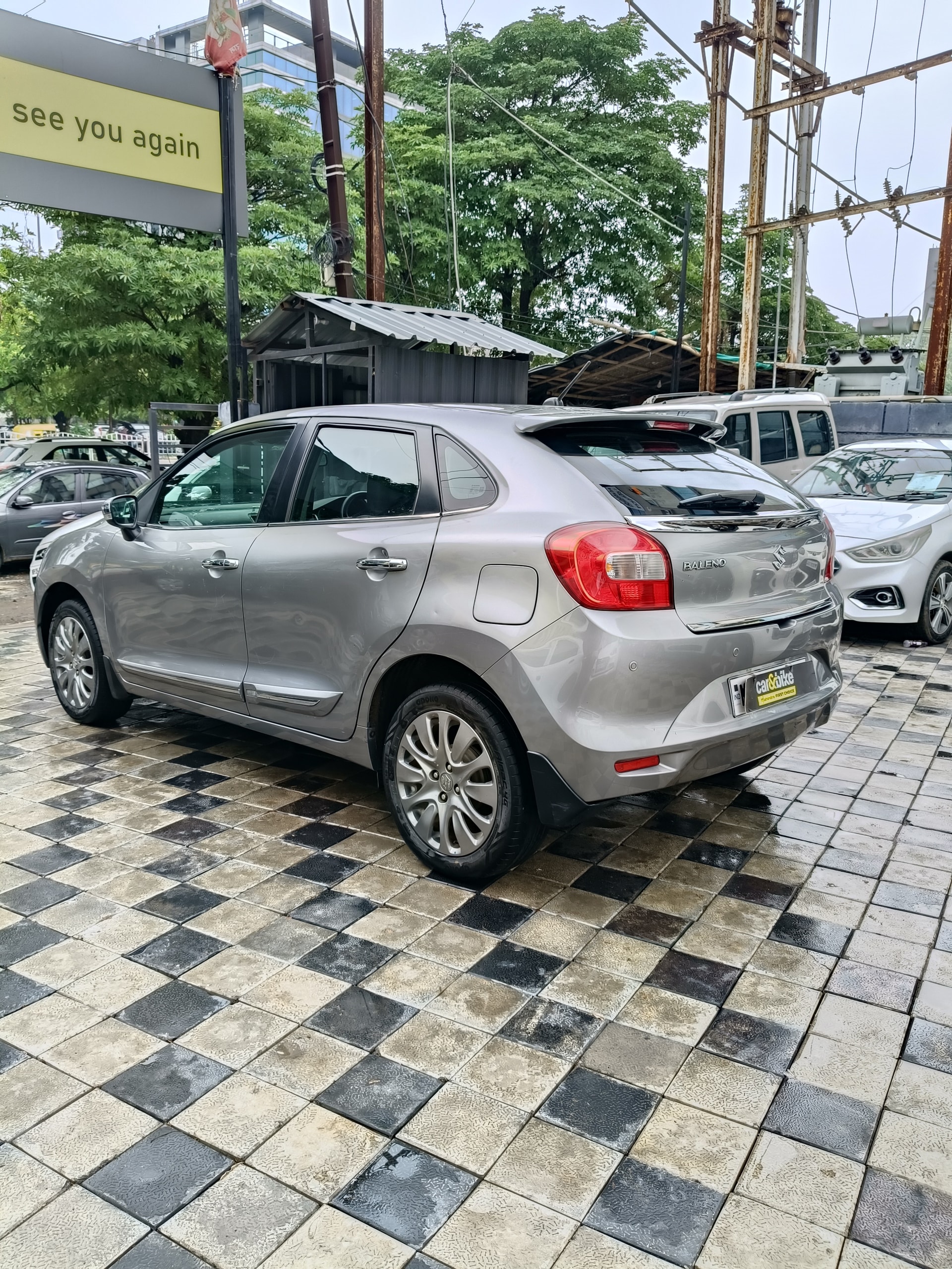 View 2017 Maruti Suzuki Baleno Zeta Petrol BS IV Image 10 Used 2017 Maruti Suzuki Baleno Zeta Petrol BS IV Image 10
