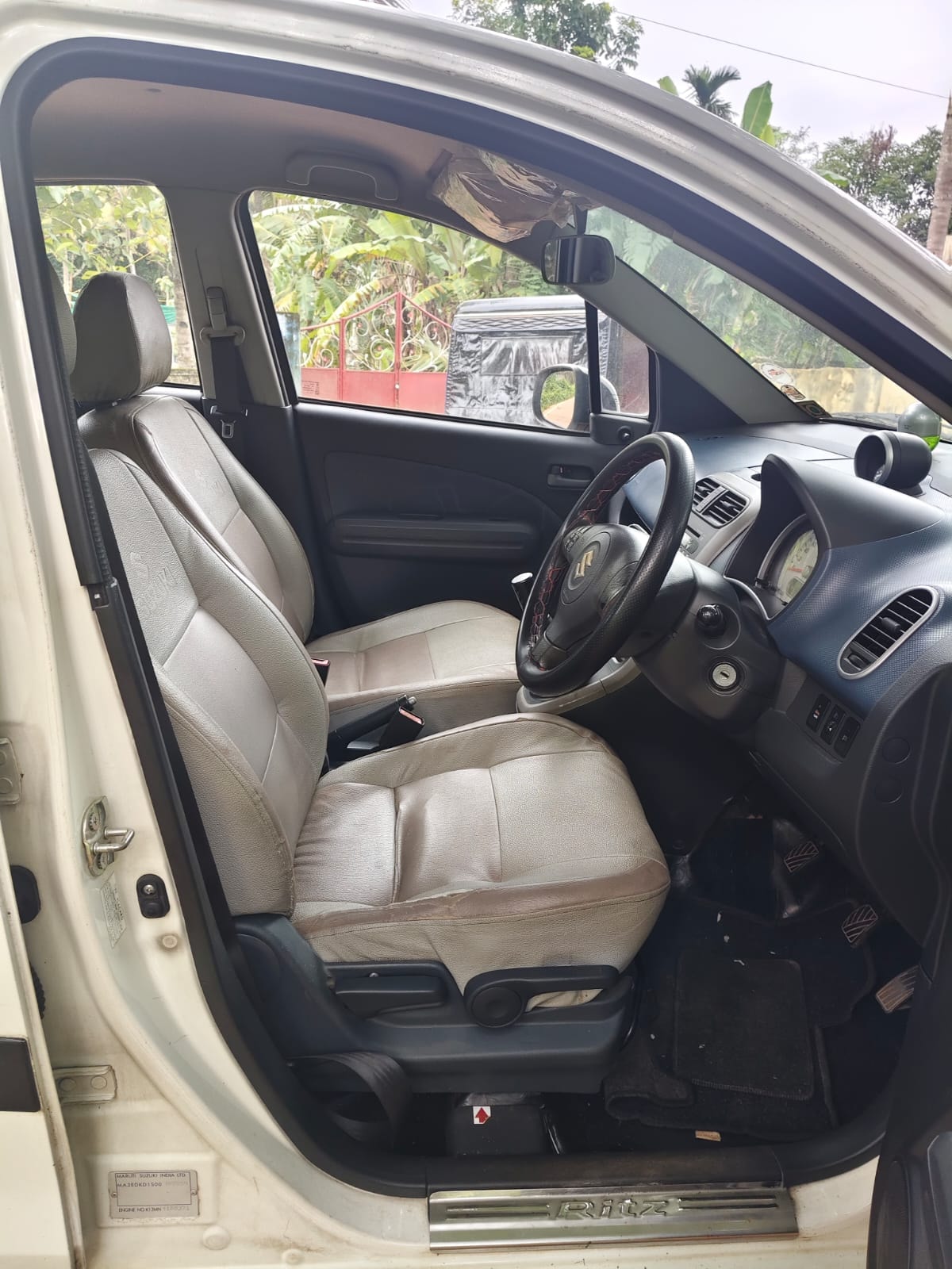 View 2012 Maruti Suzuki Ritz ZXI Image 13 Used 2012 Maruti Suzuki Ritz ZXI Image 13