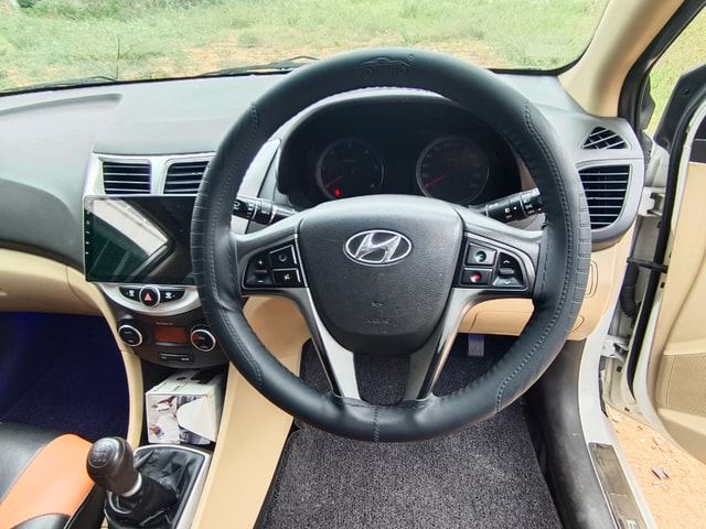 View Hyundai Verna Image 11 Used Hyundai Verna Image 11
