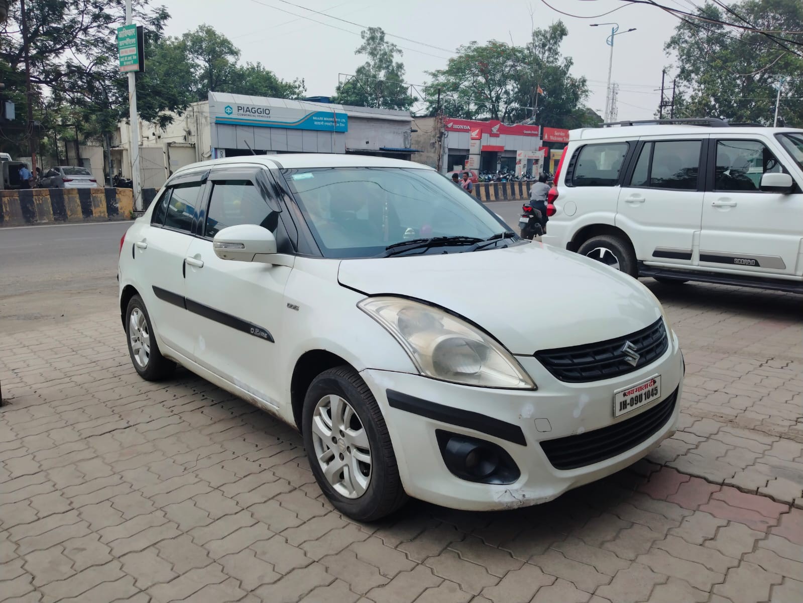 View 2013 Maruti Suzuki Swift DZire ZDI Image 4 Used 2013 Maruti Suzuki Swift DZire ZDI Image 4