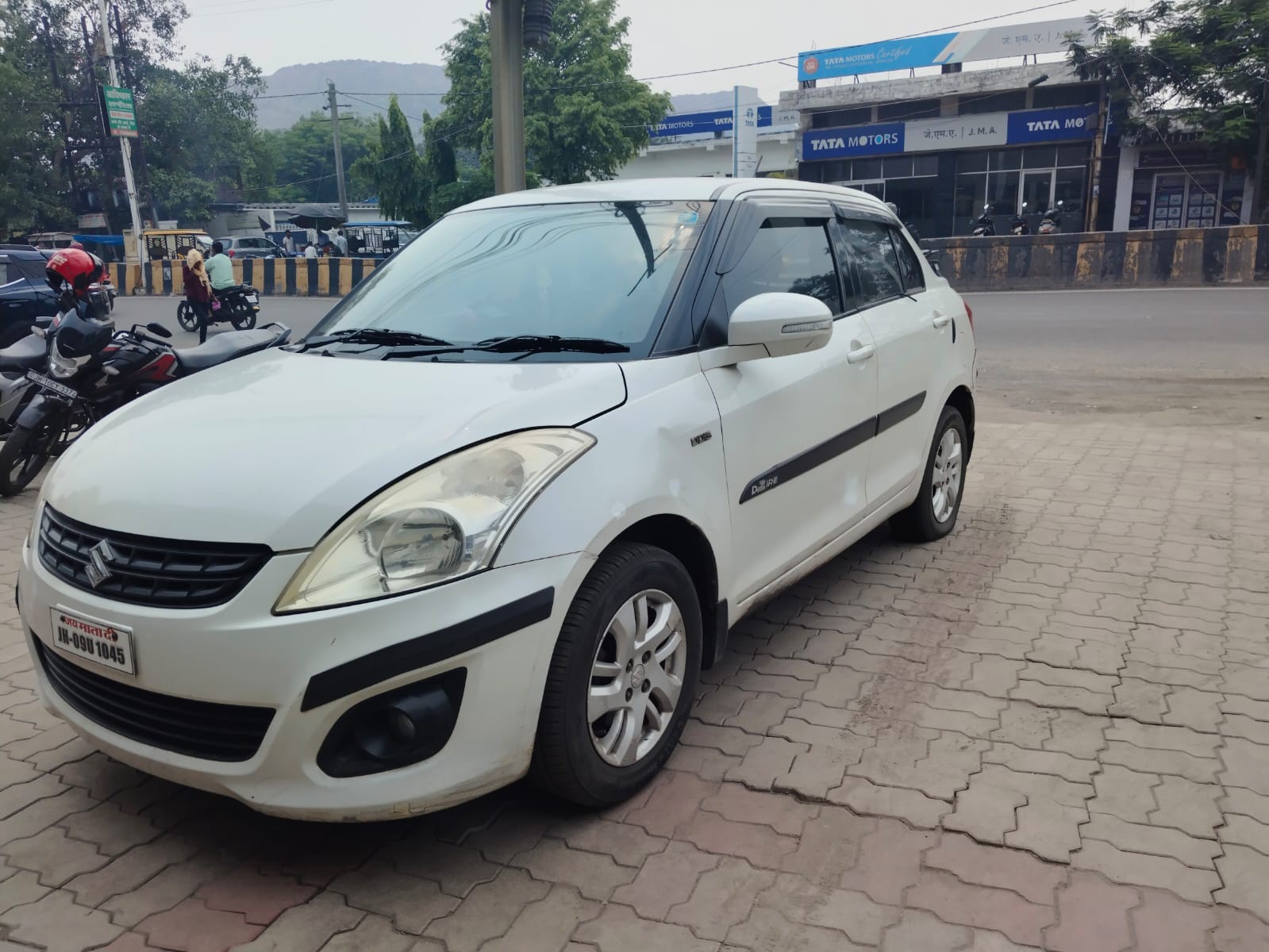 Used 2013 Maruti Suzuki Swift DZire Used 2013 Maruti Suzuki Swift DZire