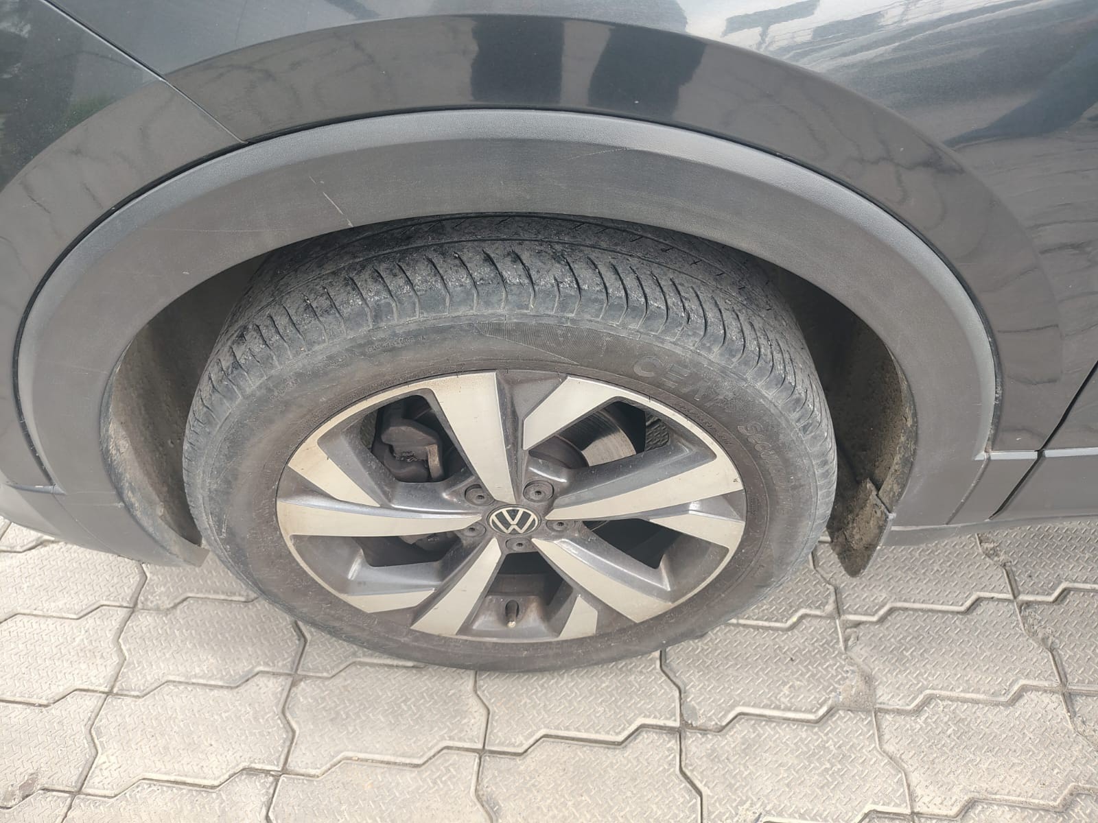 View 2022 Volkswagen Taigun 1.0 TSI Topline MT Image 14 Used 2022 Volkswagen Taigun 1.0 TSI Topline MT Image 14