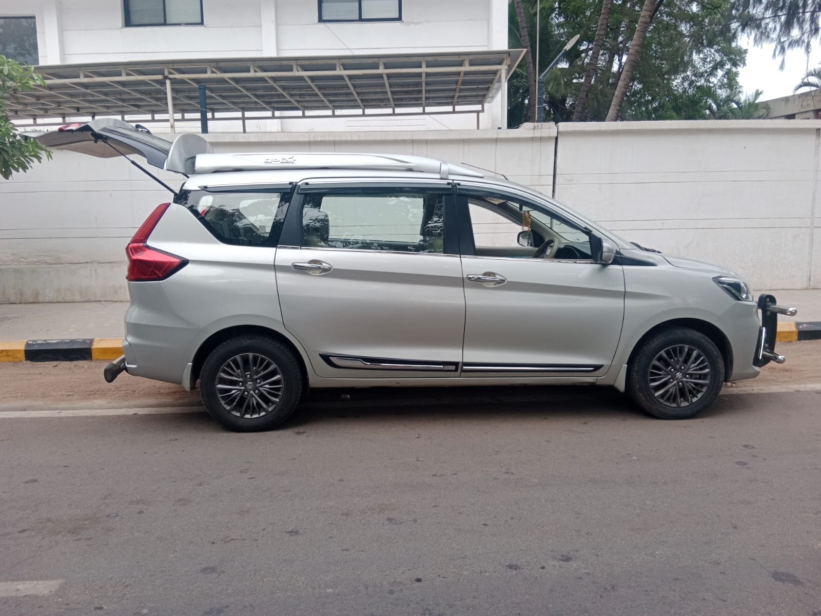 Used 2021 Maruti Suzuki Ertiga Used 2021 Maruti Suzuki Ertiga