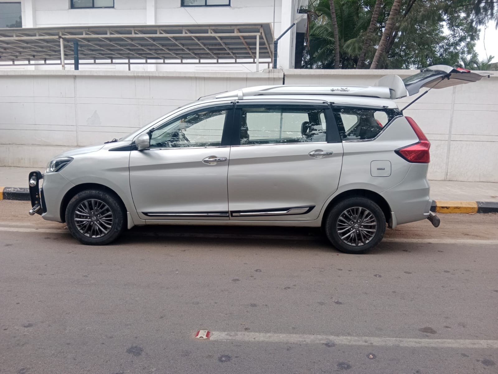 Used 2021 Maruti Suzuki Ertiga Used 2021 Maruti Suzuki Ertiga