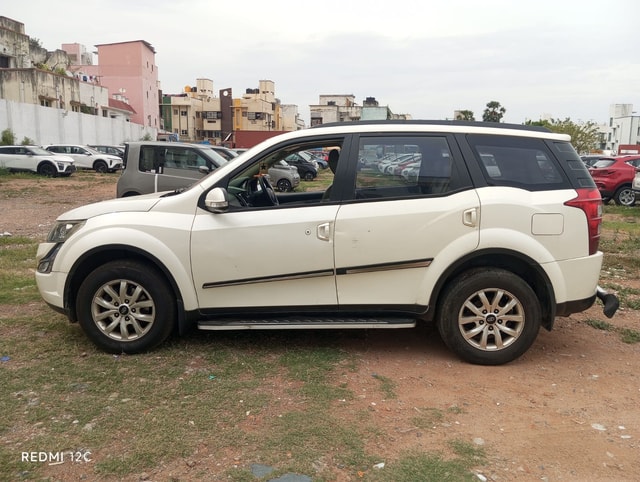 View Mahindra XUV500 Image 5 Used Mahindra XUV500 Image 5