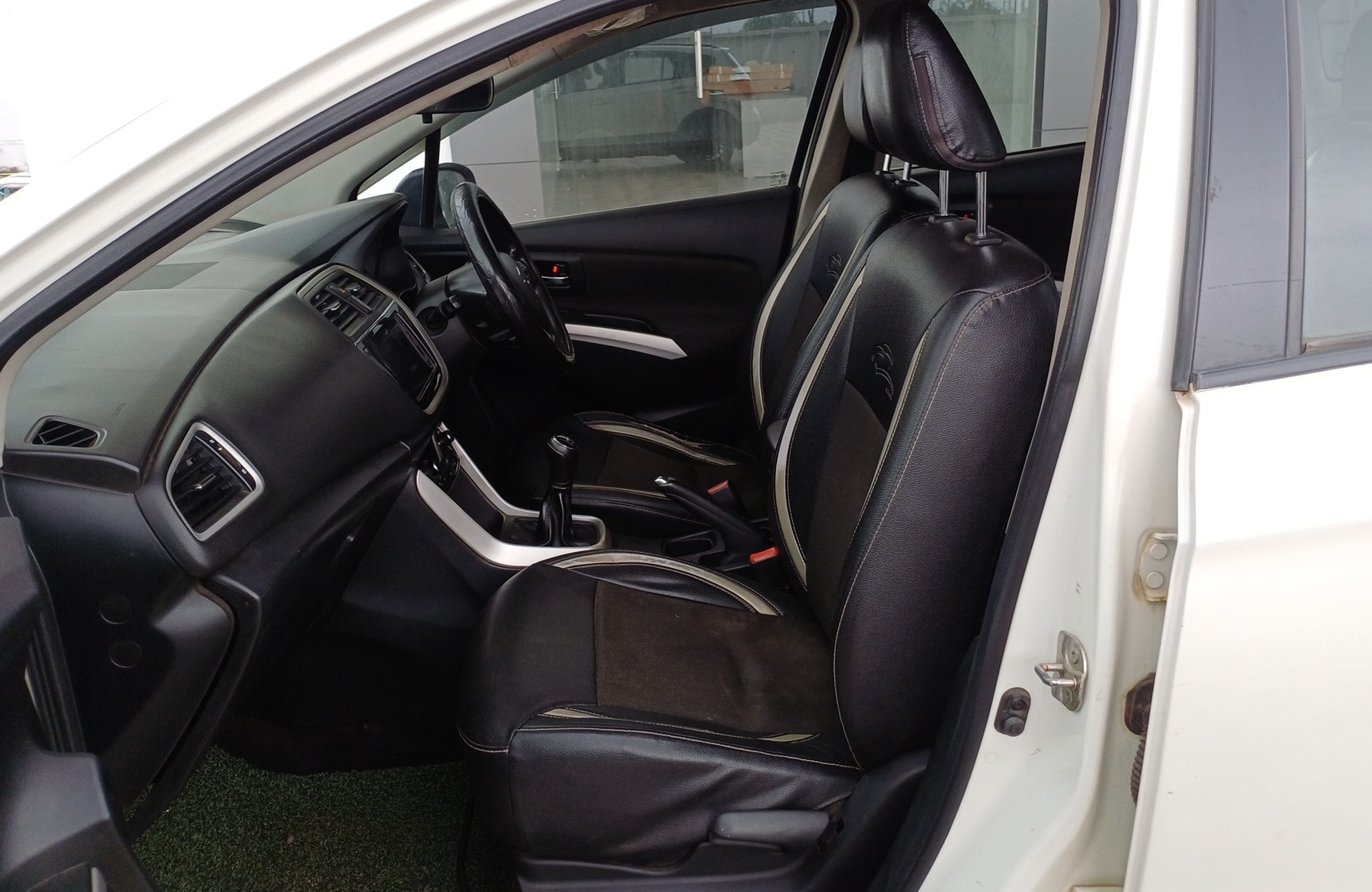 View 2017 Maruti Suzuki S-Cross Zeta Image 13 Used 2017 Maruti Suzuki S-Cross Zeta Image 13
