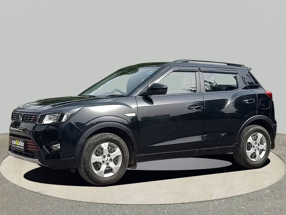 Used 2023 Mahindra XUV300 Used 2023 Mahindra XUV300