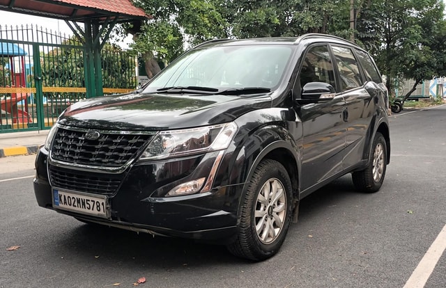View Mahindra XUV500 Image 1 Used Mahindra XUV500 Image 1