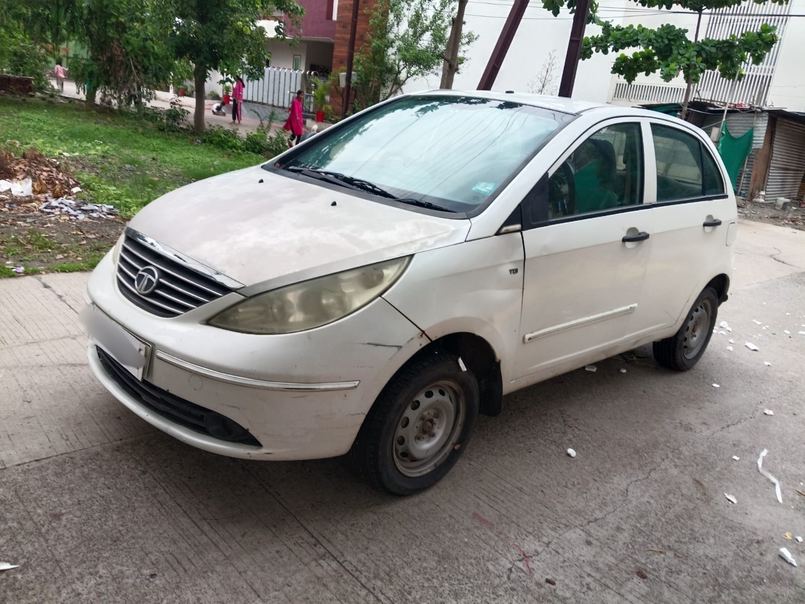 View 2013 Tata Indica Vista LS Quadrajet Image 1 Used 2013 Tata Indica Vista LS Quadrajet Image 1