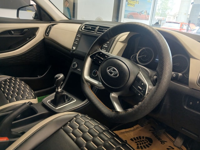 View Hyundai Creta Image 9 Used Hyundai Creta Image 9