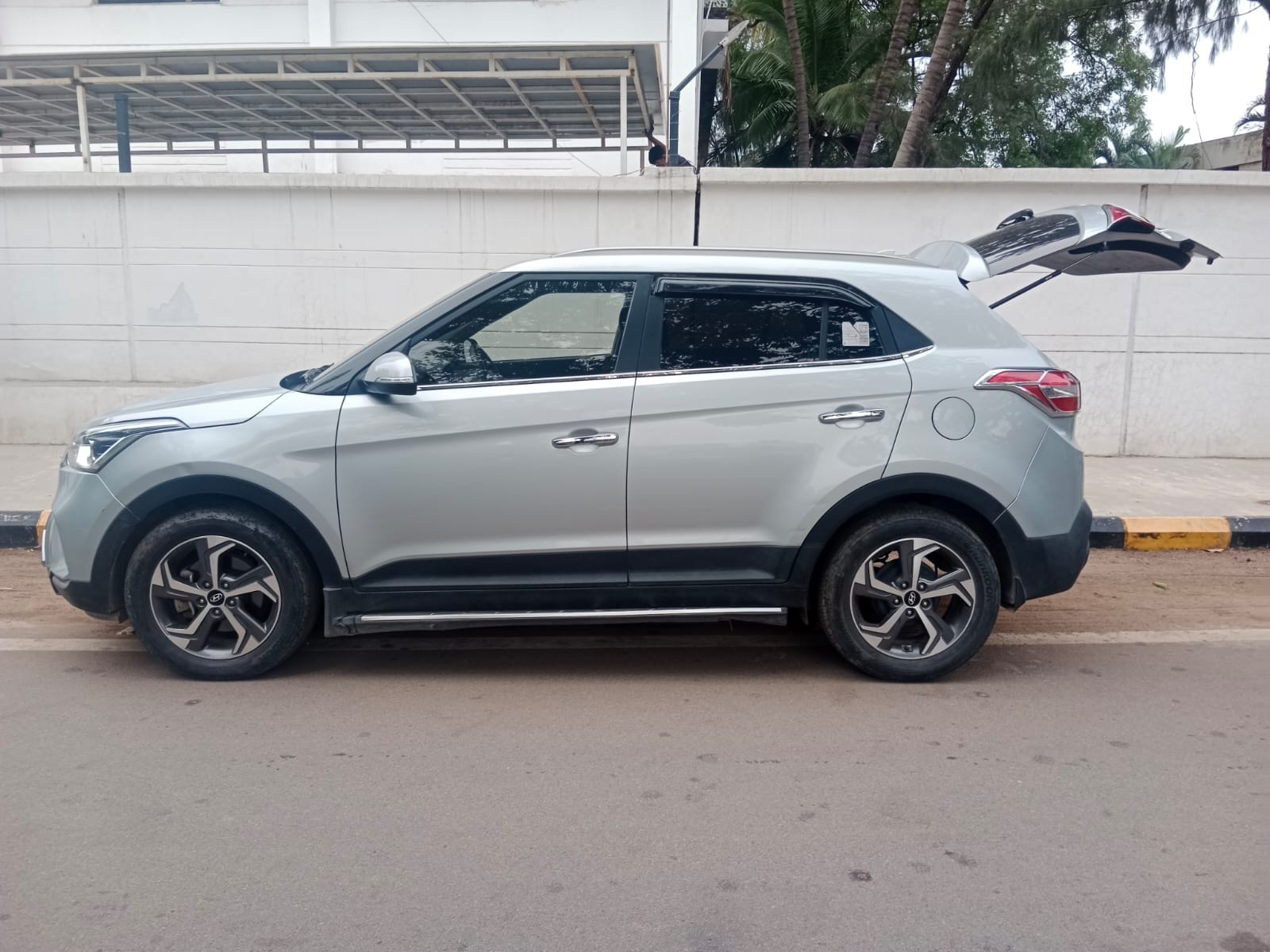 View 2019 Hyundai Creta SX 1.6 AT CRDI Image 15 Used 2019 Hyundai Creta SX 1.6 AT CRDI Image 15