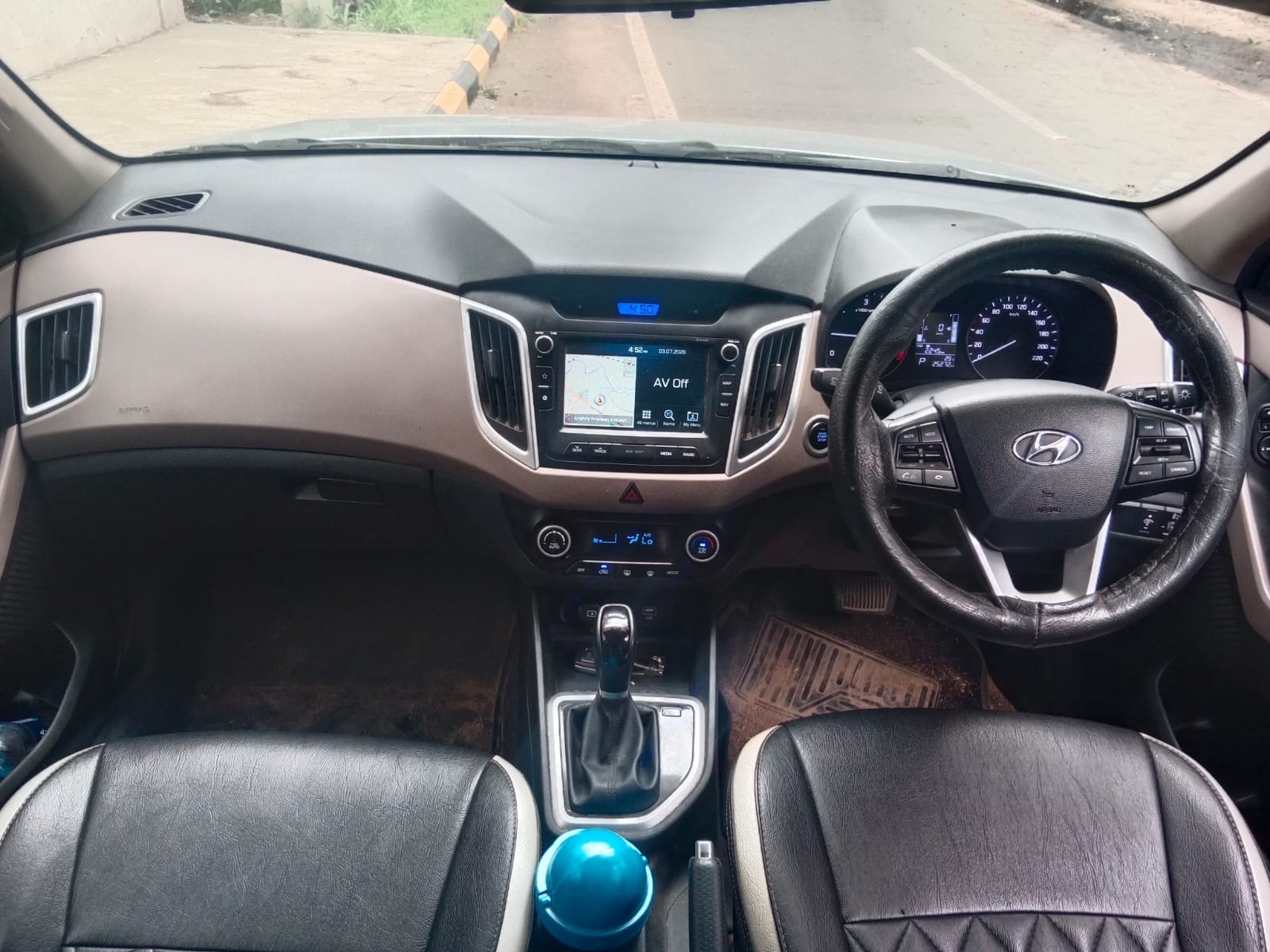 View 2019 Hyundai Creta SX 1.6 AT CRDI Image 8 Used 2019 Hyundai Creta SX 1.6 AT CRDI Image 8