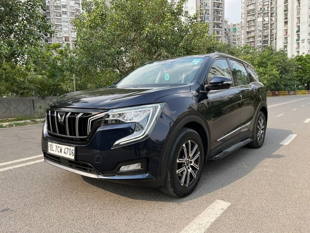 View Mahindra XUV700 Image 1 Used Mahindra XUV700 Image 1