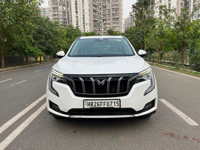 View Mahindra XUV700 Image 2 Used Mahindra XUV700 Image 2