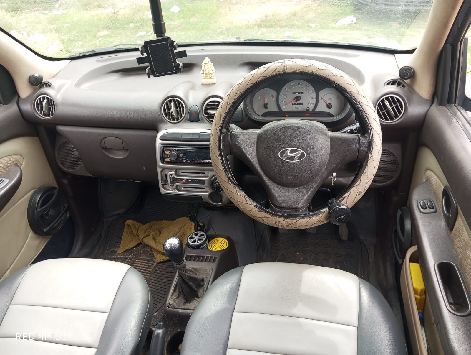 View 2012 Hyundai Santro Xing GLS Image 8 Used 2012 Hyundai Santro Xing GLS Image 8