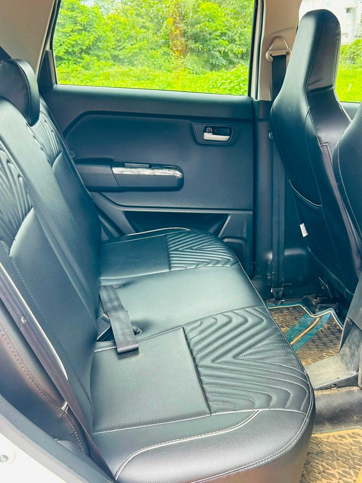 View 2023 Maruti Suzuki Wagon R ZXI Plus AMT 1.2 Image 5 Used 2023 Maruti Suzuki Wagon R ZXI Plus AMT 1.2 Image 5