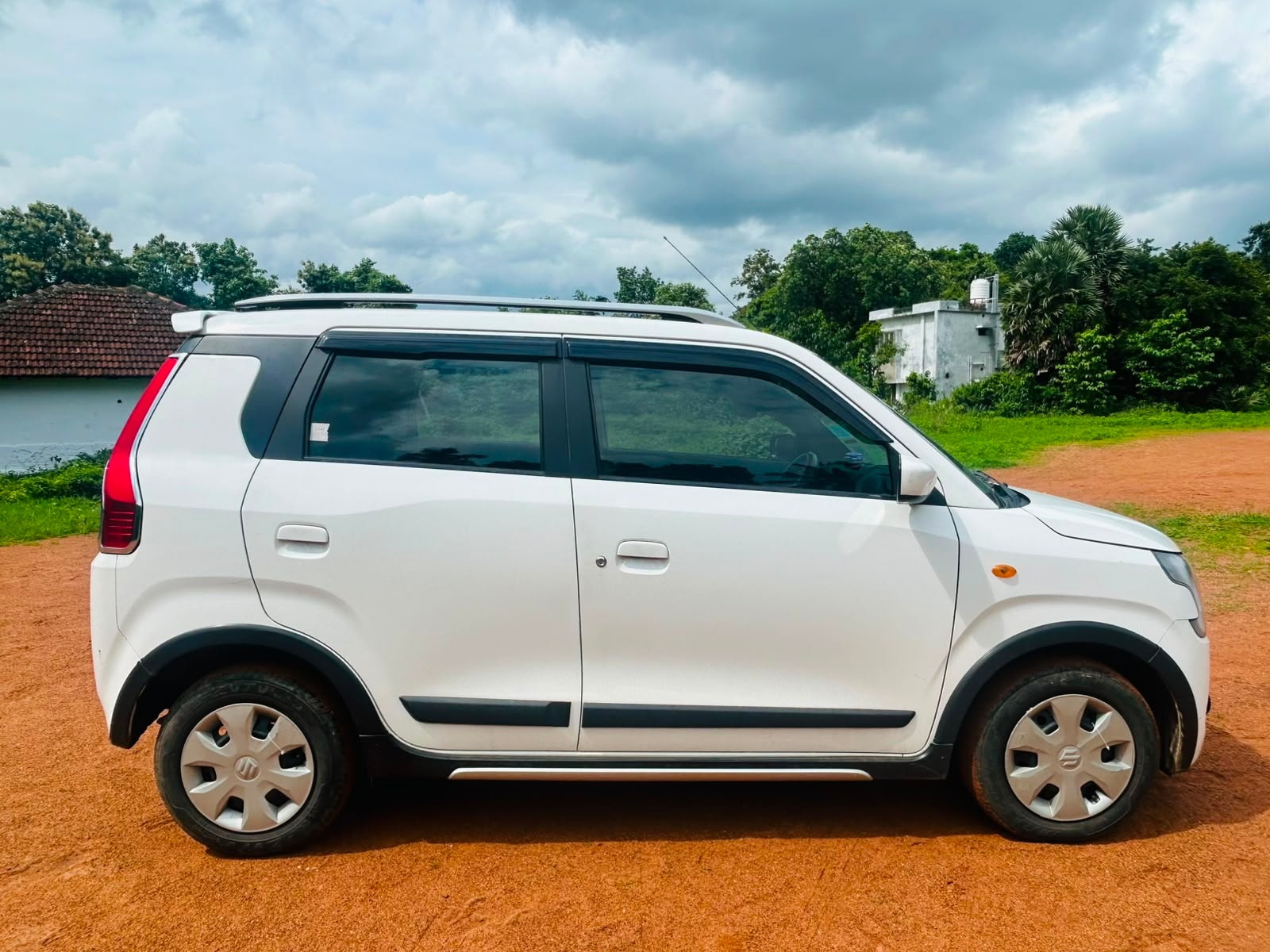 View 2023 Maruti Suzuki Wagon R ZXI Plus AMT 1.2 Image 8 Used 2023 Maruti Suzuki Wagon R ZXI Plus AMT 1.2 Image 8