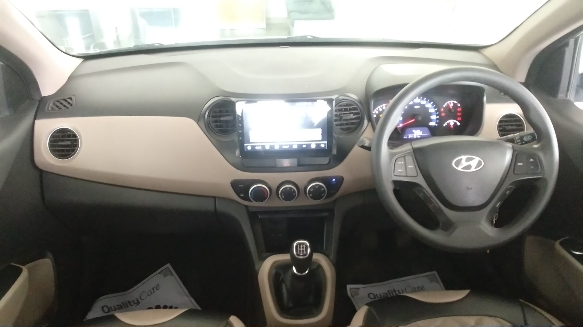 View 2016 Hyundai Xcent S Petrol Image 9 Used 2016 Hyundai Xcent S Petrol Image 9