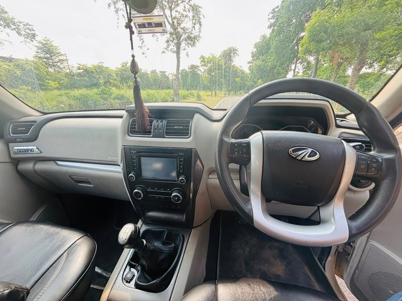 Used 2015 Mahindra Scorpio Used 2015 Mahindra Scorpio