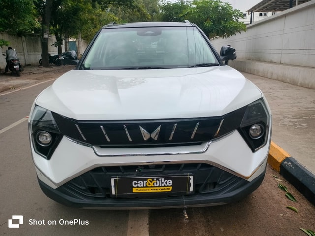 View Mahindra XUV 3XO Image 2 Used Mahindra XUV 3XO Image 2