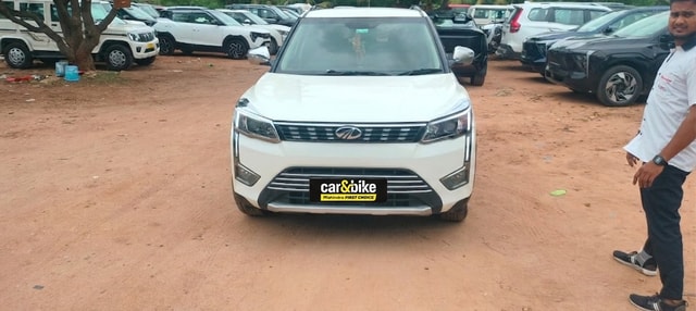 View Mahindra XUV300 Image 1 Used Mahindra XUV300 Image 1