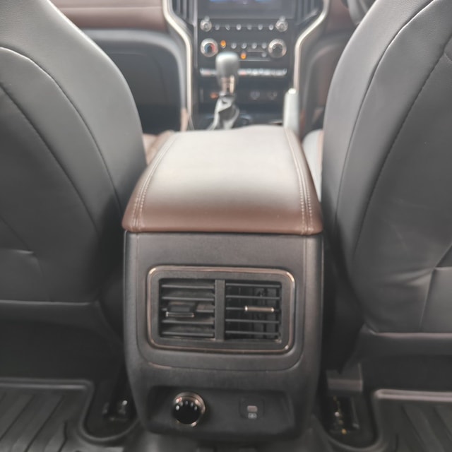 View Mahindra Scorpio-N Image 3 Used Mahindra Scorpio-N Image 3