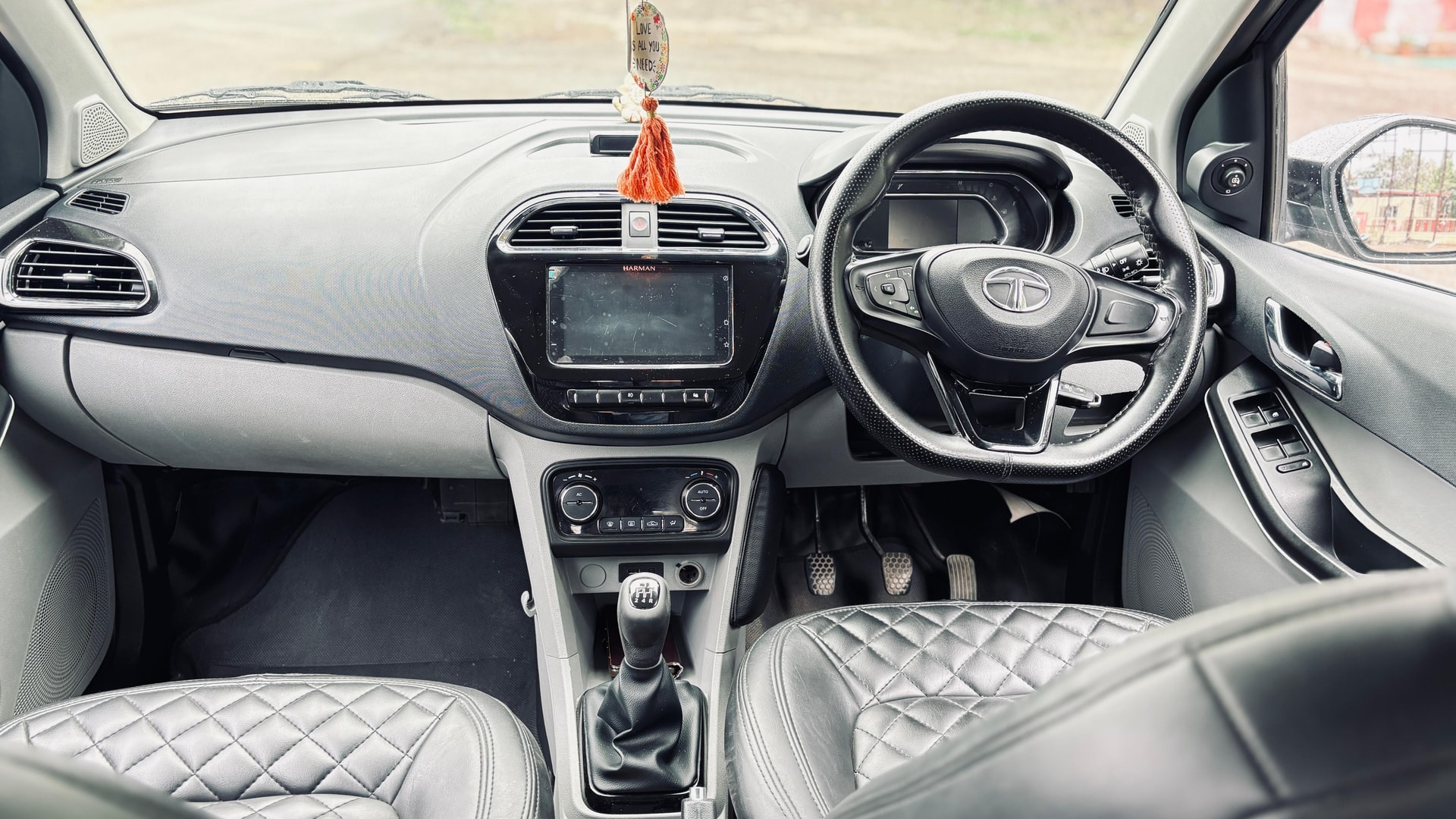 Used 2020 Tata Tiago Used 2020 Tata Tiago