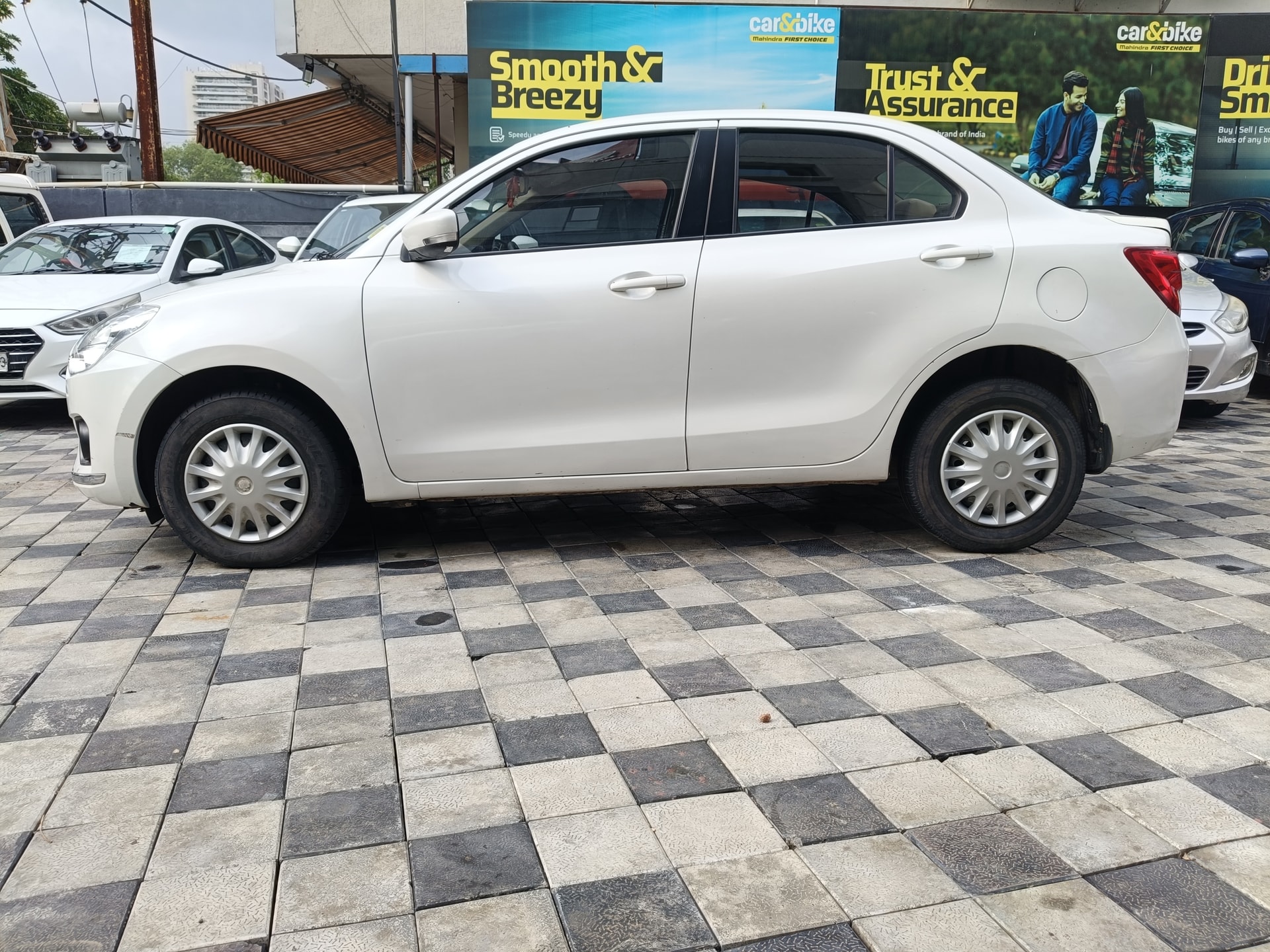 View 2018 Maruti Suzuki Dzire VDI Image 6 Used 2018 Maruti Suzuki Dzire VDI Image 6