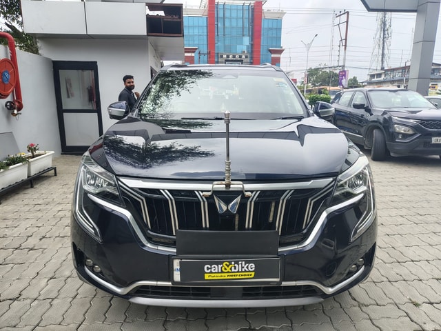 View Mahindra XUV700 Image 2 Used Mahindra XUV700 Image 2