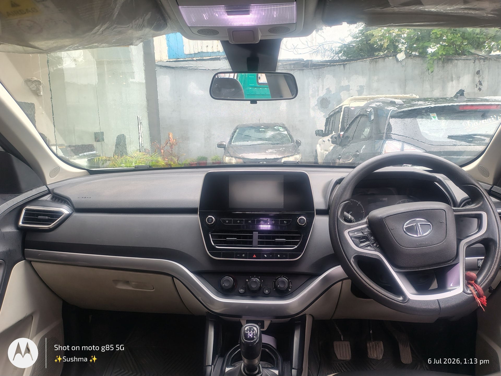 View 2021 Tata Safari XM Image 8 Used 2021 Tata Safari XM Image 8