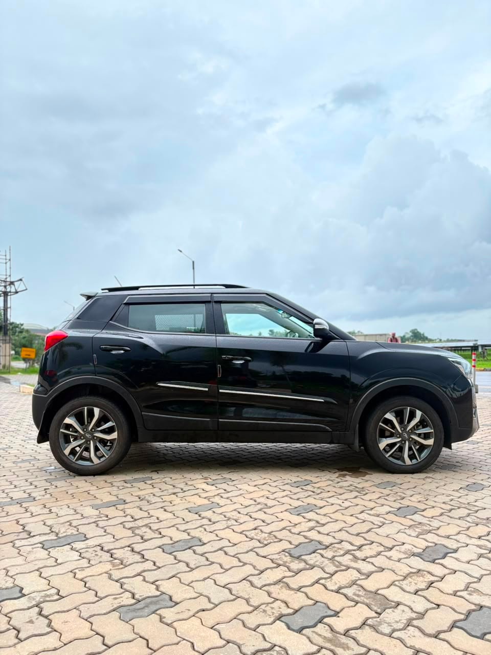 Used 2021 Mahindra XUV300 Used 2021 Mahindra XUV300