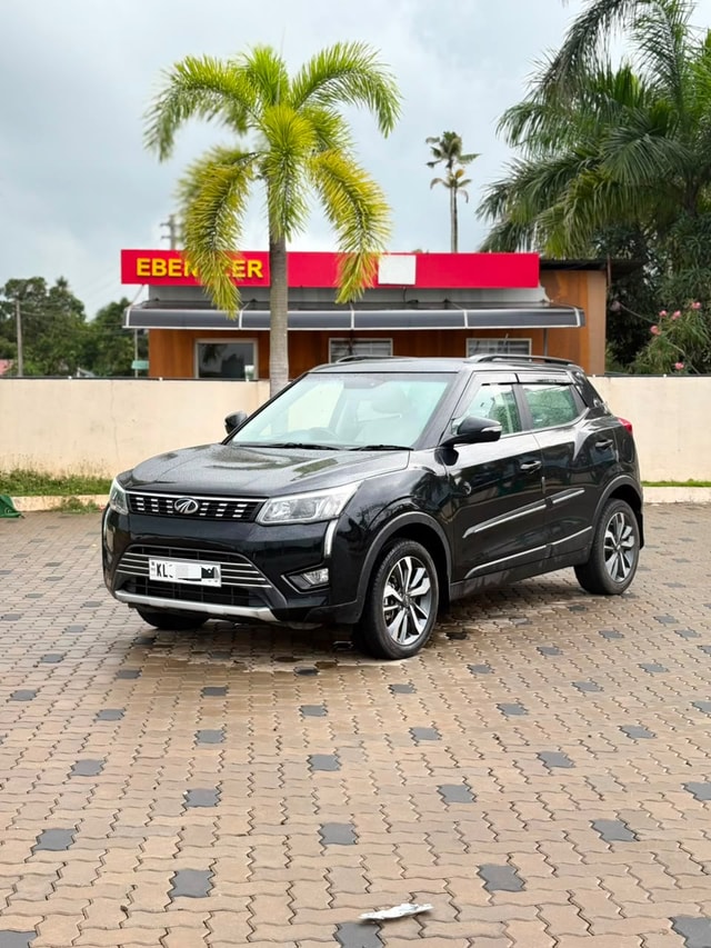 View Mahindra XUV300 Image 6 Used Mahindra XUV300 Image 6