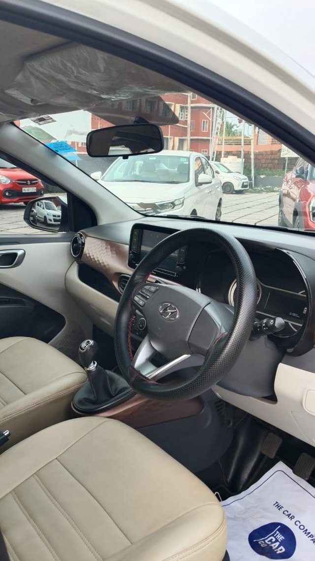 View Hyundai Aura Image 9 Used Hyundai Aura Image 9