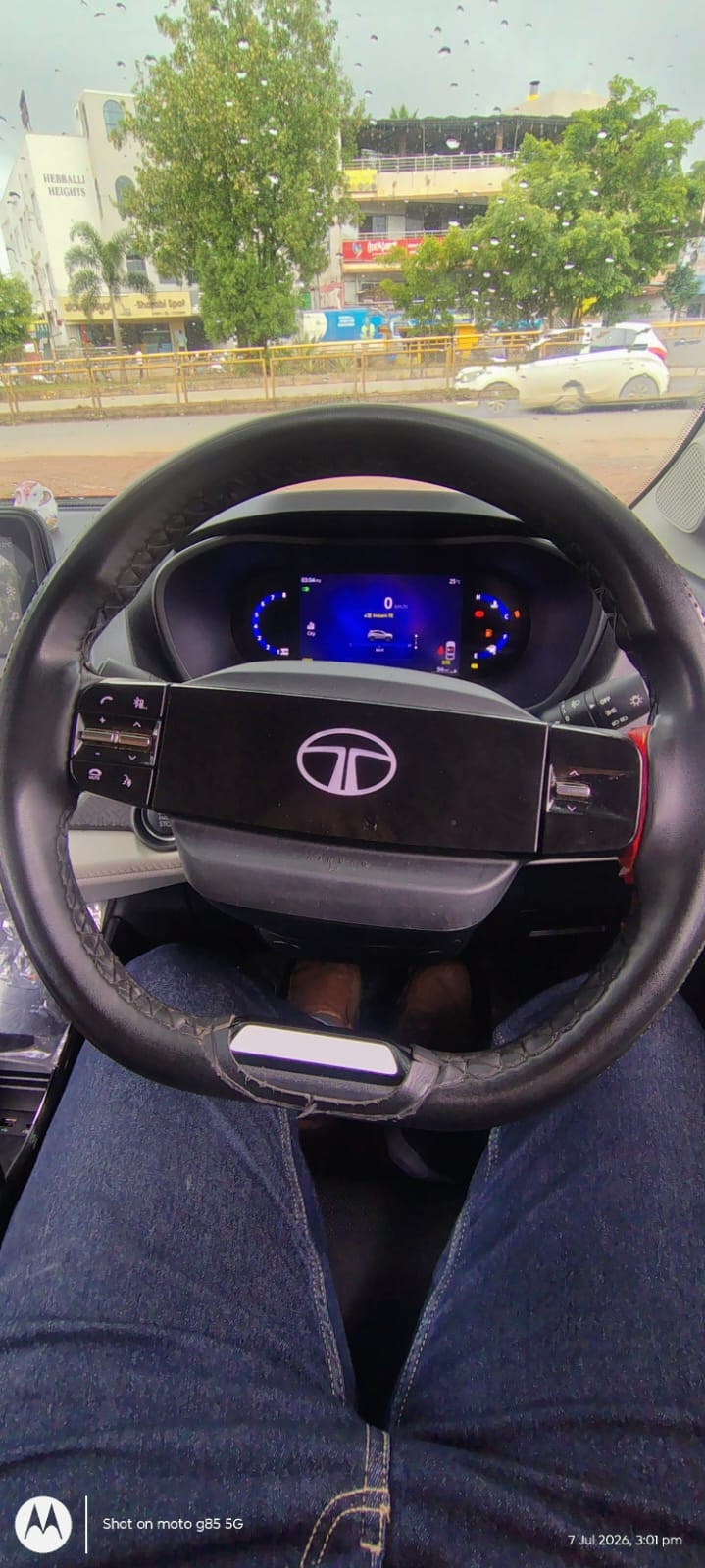 View 2024 Tata Nexon 1.2 Revotron Creative Image 11 Used 2024 Tata Nexon 1.2 Revotron Creative Image 11