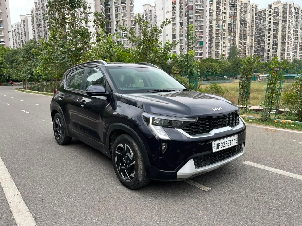 View 2024 Kia Sonet HTK Plus Petrol Image 10 Used 2024 Kia Sonet HTK Plus Petrol Image 10