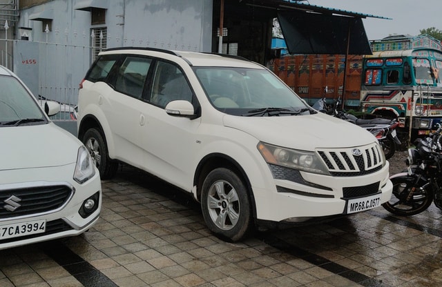View Mahindra XUV500 Image 5 Used Mahindra XUV500 Image 5