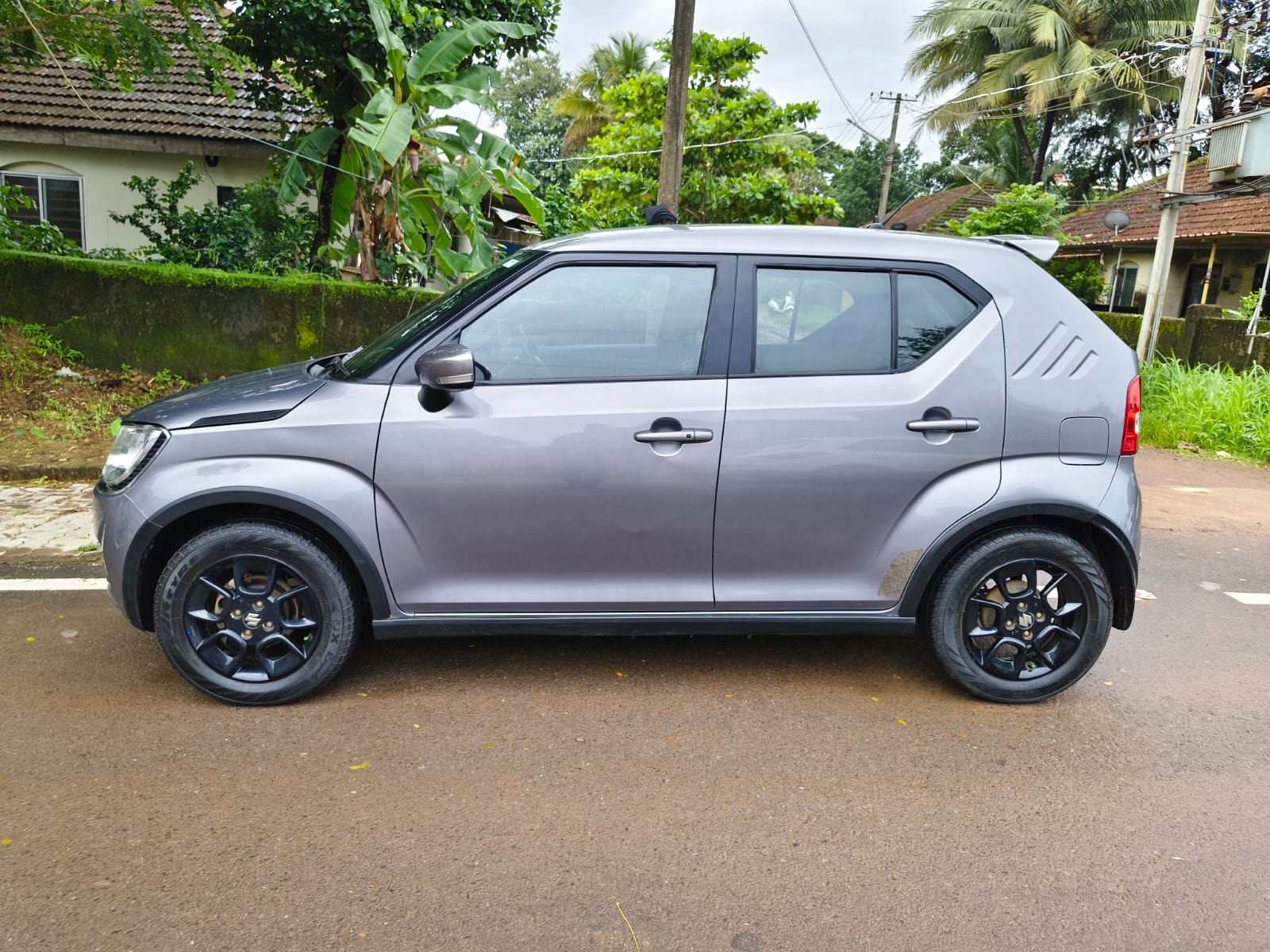 View 2017 Maruti Suzuki Ignis Zeta Petrol BS IV Image 6 Used 2017 Maruti Suzuki Ignis Zeta Petrol BS IV Image 6