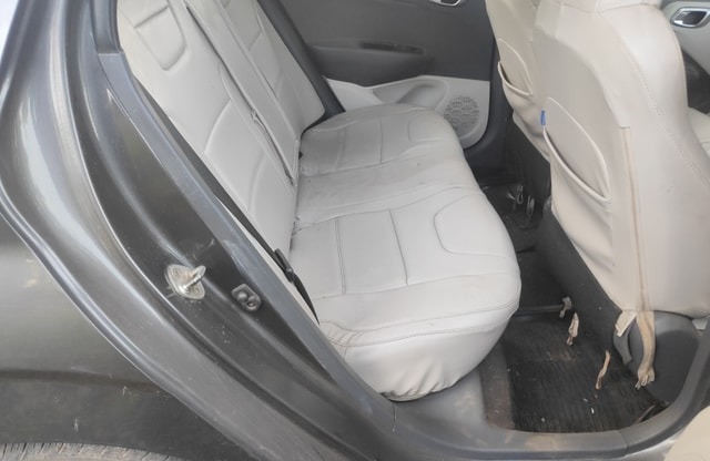 View Hyundai Aura Image 13 Used Hyundai Aura Image 13