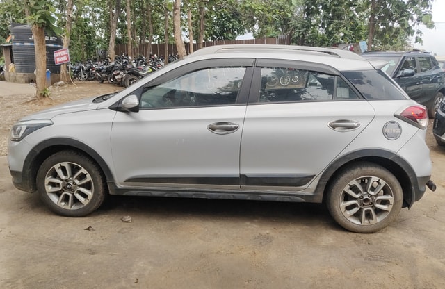View Hyundai i20 Active Image 6 Used Hyundai i20 Active Image 6