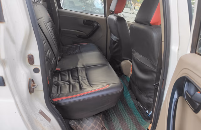 View Mahindra Bolero Neo Image 13 Used Mahindra Bolero Neo Image 13