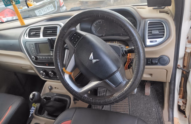 View Mahindra Bolero Neo Image 10 Used Mahindra Bolero Neo Image 10