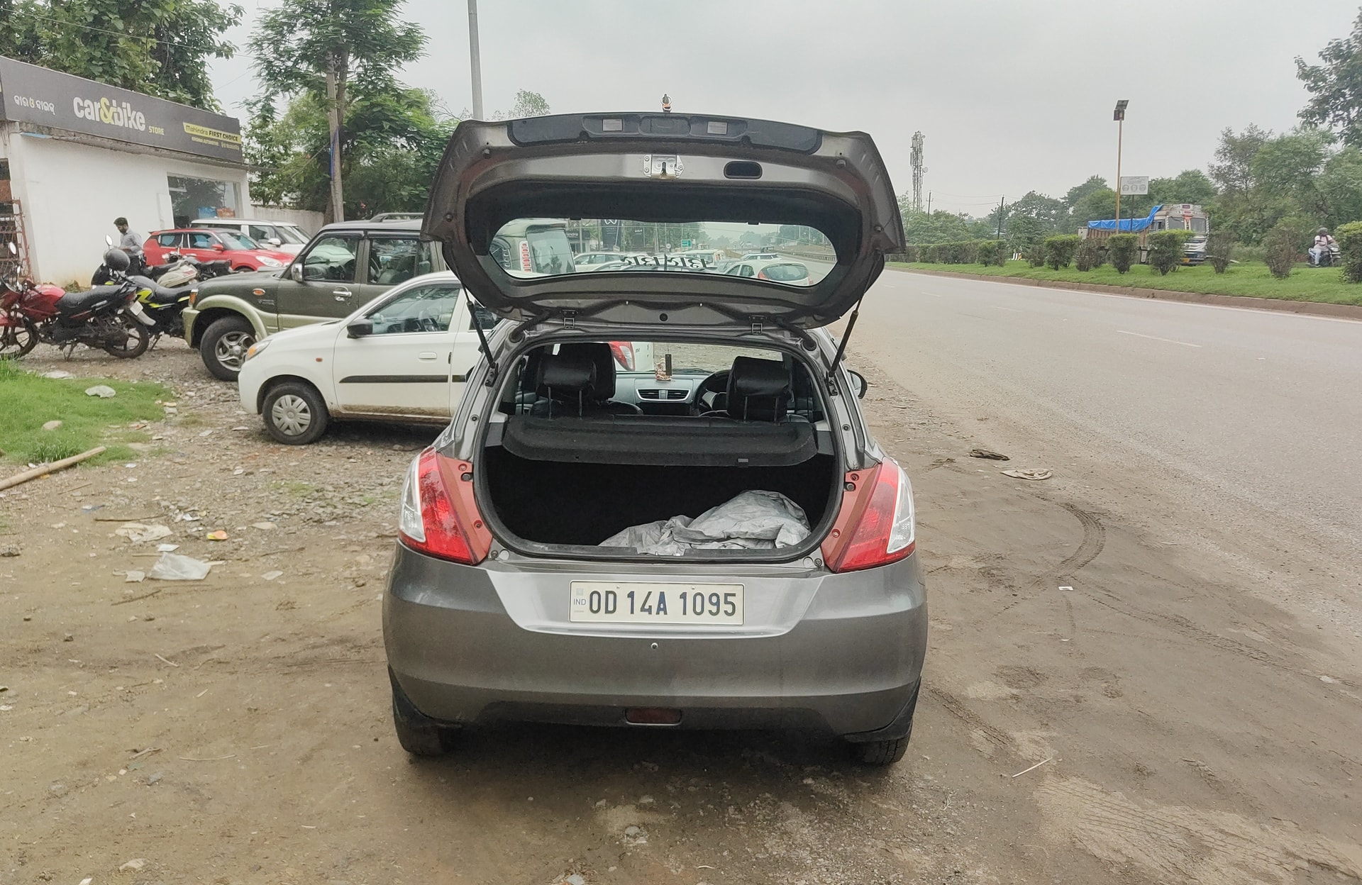 View 2012 Maruti Suzuki Swift VDI Image 16 Used 2012 Maruti Suzuki Swift VDI Image 16