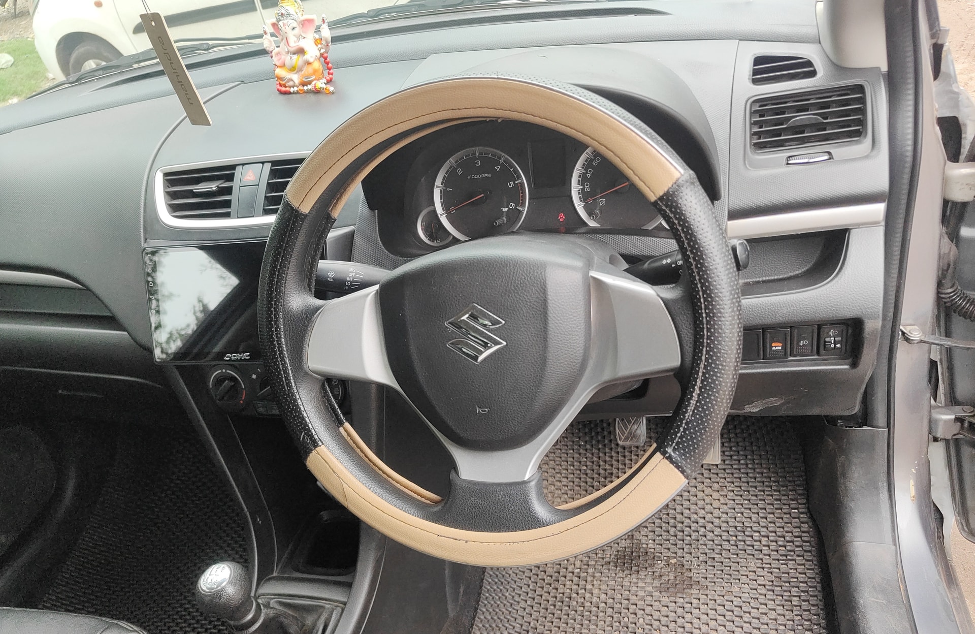 View 2012 Maruti Suzuki Swift VDI Image 11 Used 2012 Maruti Suzuki Swift VDI Image 11