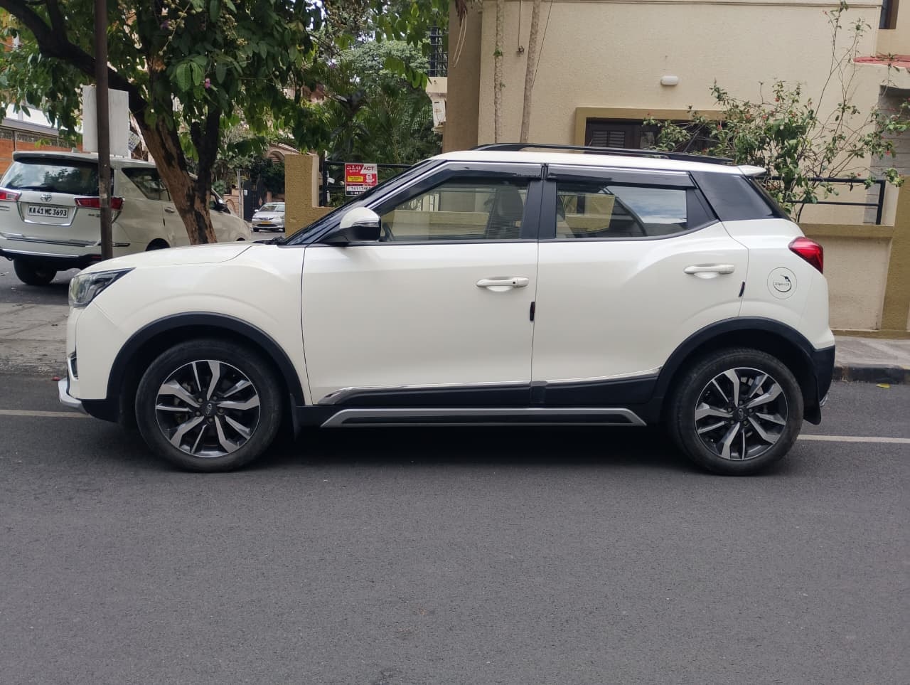 Used 2021 Mahindra XUV300 Used 2021 Mahindra XUV300
