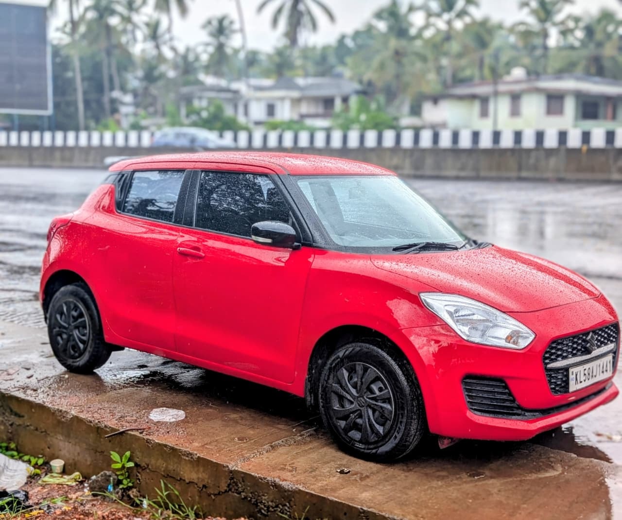 View 2023 Maruti Suzuki Swift VXI AGS BS IV Image 5 Used 2023 Maruti Suzuki Swift VXI AGS BS IV Image 5