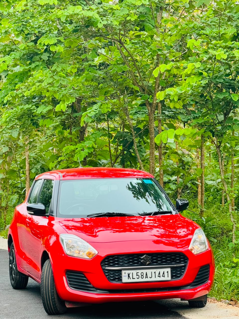 View 2023 Maruti Suzuki Swift VXI AGS BS IV Image 1 Used 2023 Maruti Suzuki Swift VXI AGS BS IV Image 1