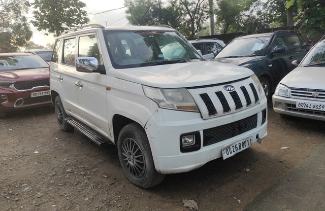 View Mahindra TUV300 Image 11 Used Mahindra TUV300 Image 11