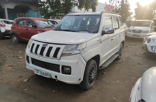View Mahindra TUV300 Image 1 Used Mahindra TUV300 Image 1