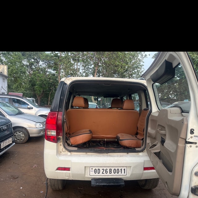 View Mahindra TUV300 Image 15 Used Mahindra TUV300 Image 15